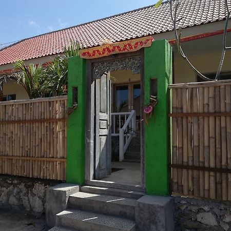 Kakiang Homestay Nusa Lembongan  Exterior photo